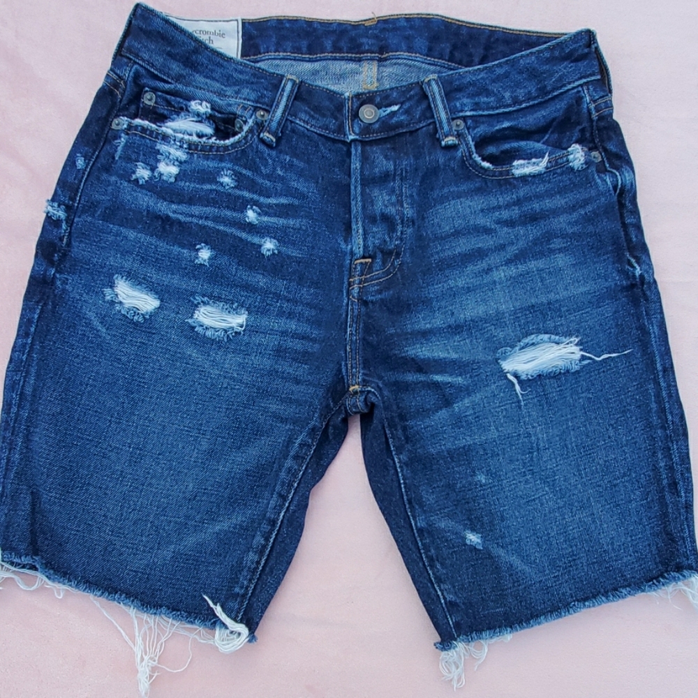 Abercrombie Mens cutoff Shorts size 29